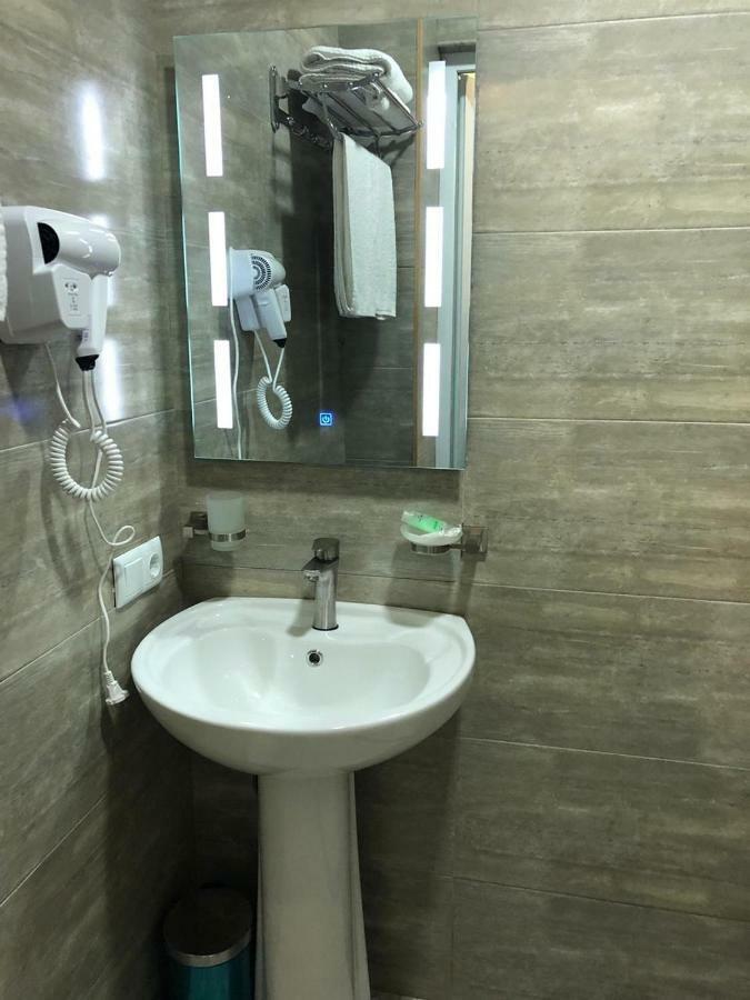 Hotel Royal Georgia Μπατούμι Εξωτερικό φωτογραφία