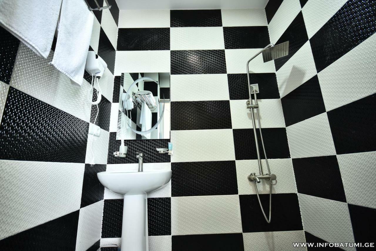 Hotel Royal Georgia Μπατούμι Εξωτερικό φωτογραφία